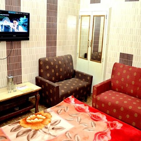 Kasauli Hotel Puri מראה חיצוני תמונה
