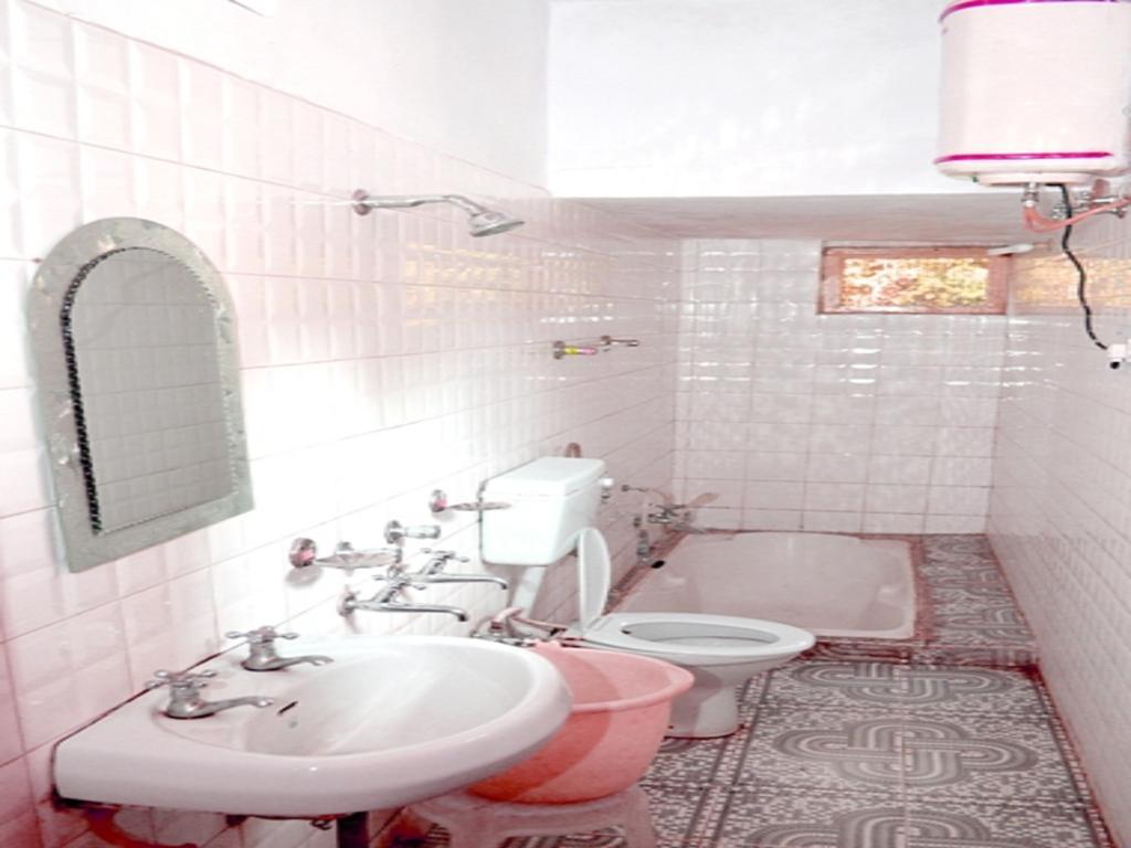 Kasauli Hotel Puri חדר תמונה