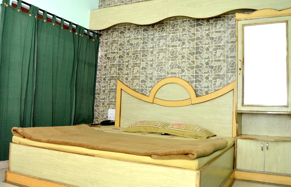 Kasauli Hotel Puri חדר תמונה