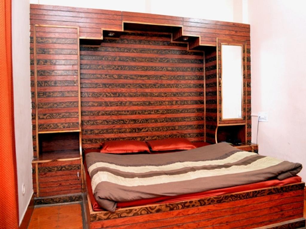 Kasauli Hotel Puri מראה חיצוני תמונה