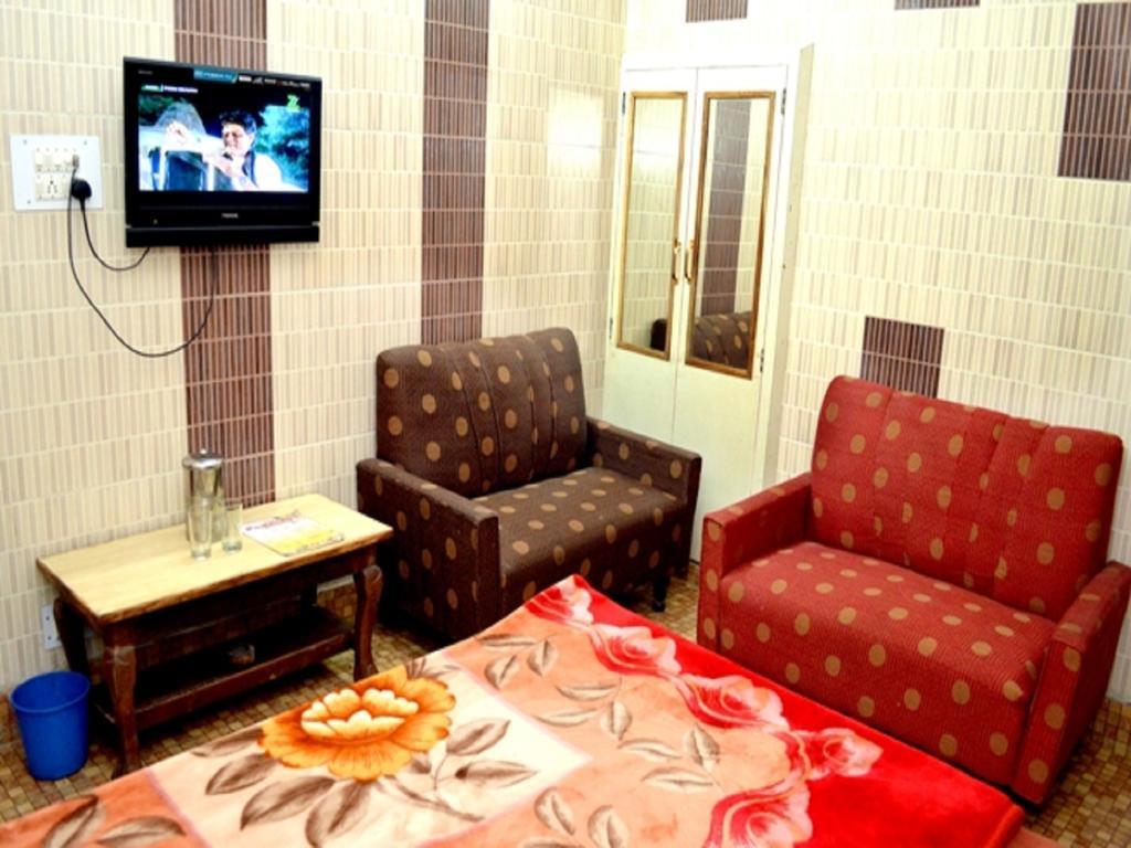 Kasauli Hotel Puri מראה חיצוני תמונה